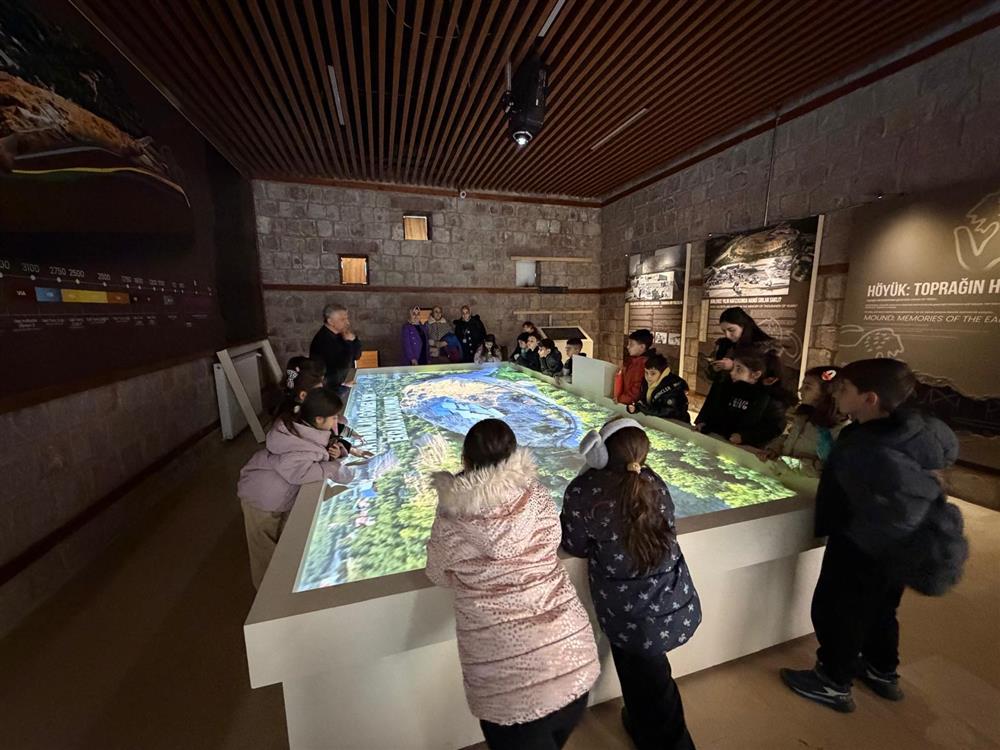 Kolej gezisi  3 .jpeg